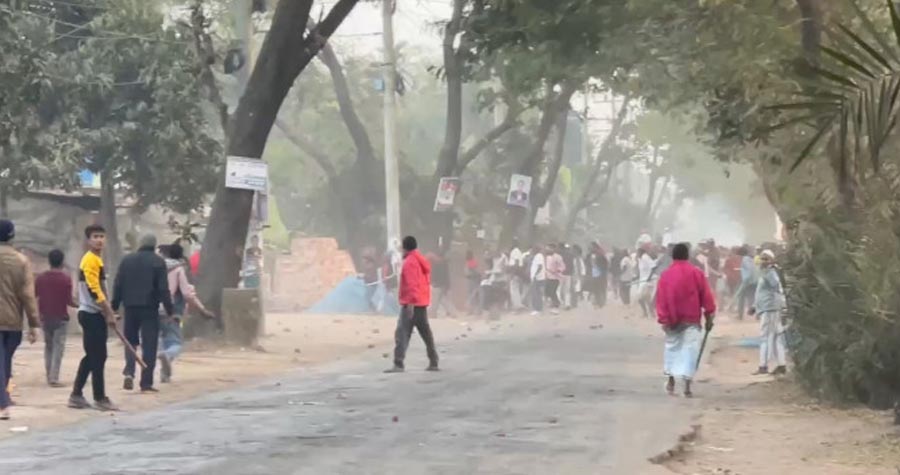 ১৪৪ ধারার মধ্যেই সাতক্ষীরায় বিএনপির দুই পক্ষের সংঘর্ষ, আহত ৪